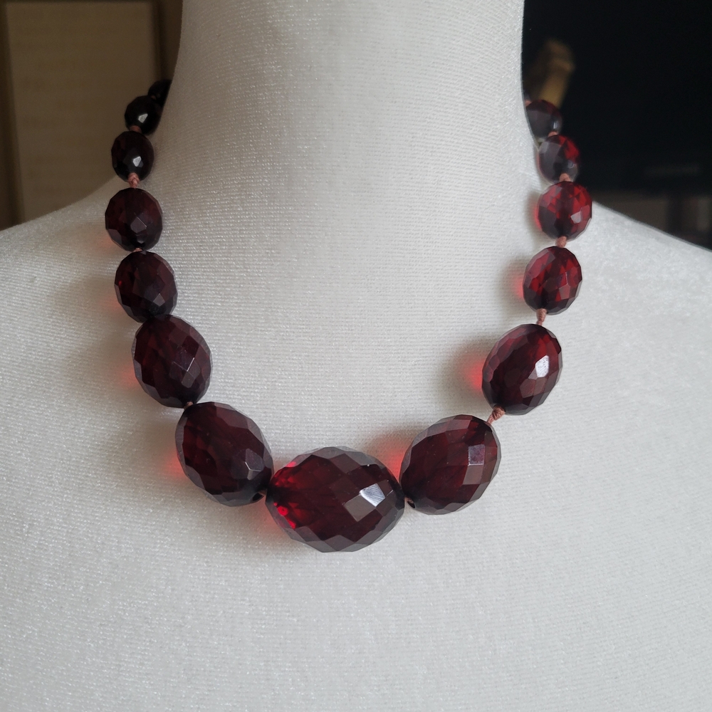 Elegant Red Beaded Necklace